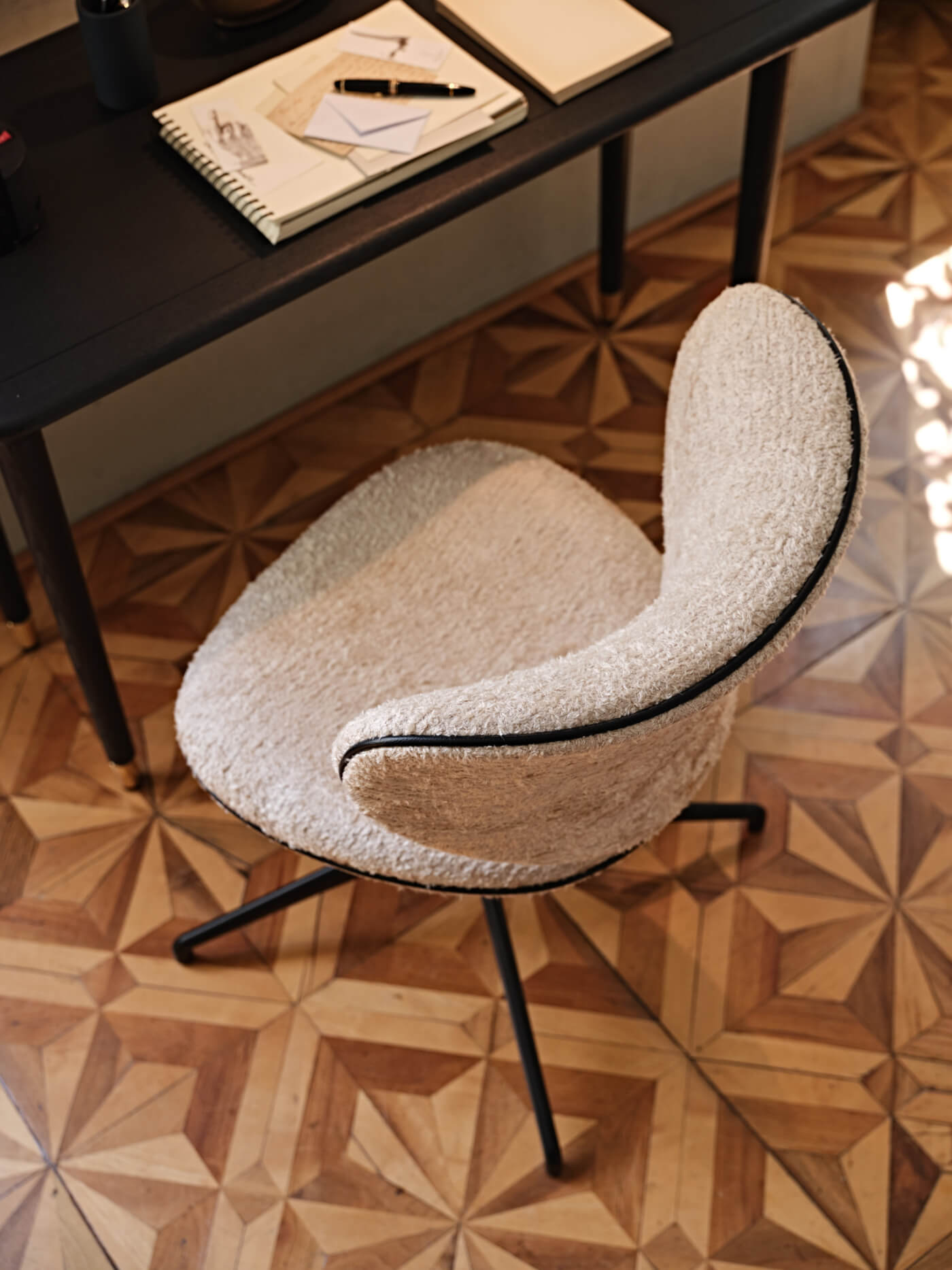 Krzesło Kalida Swivel - obrazek 5