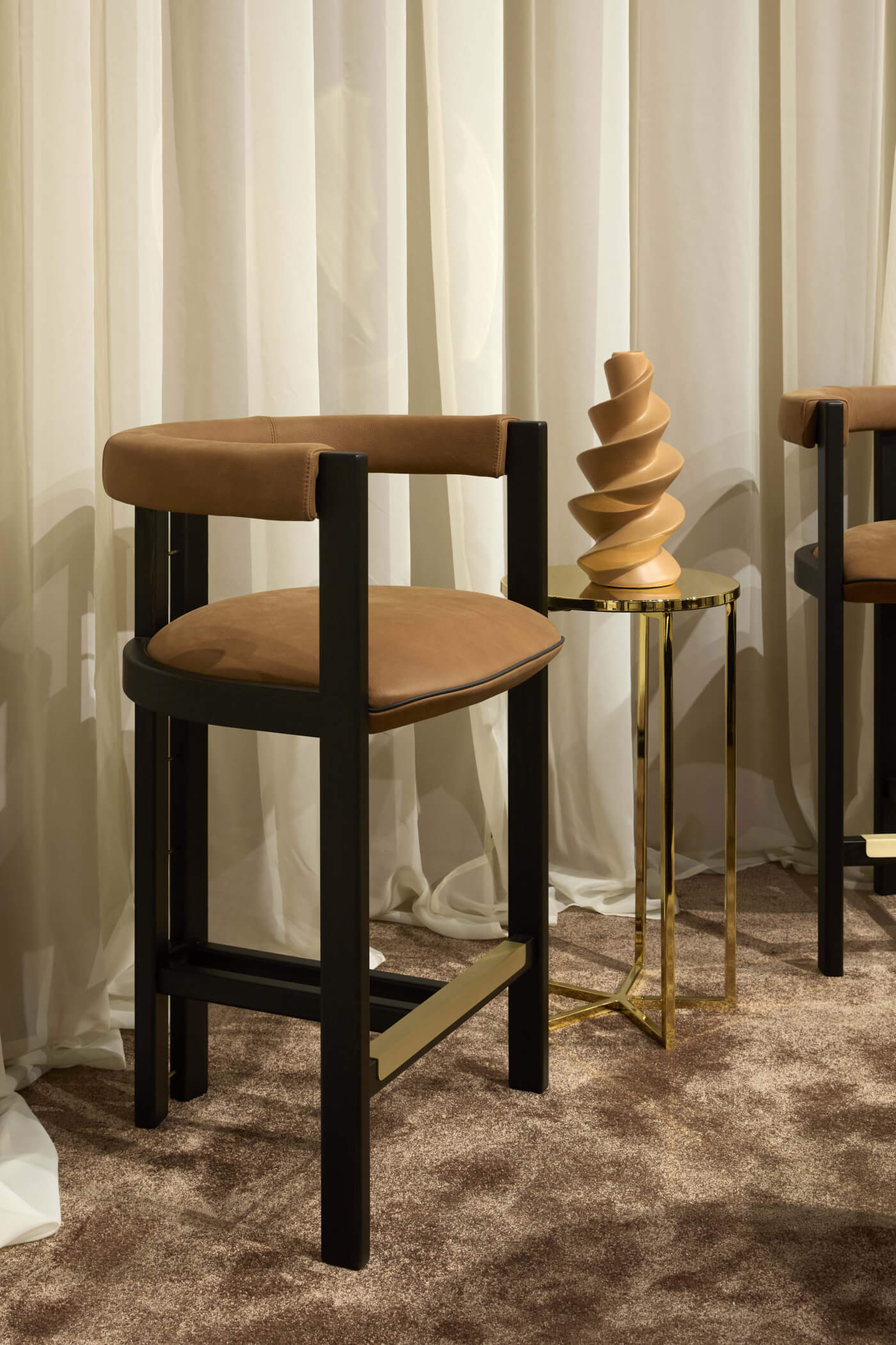 Hoker Kumiko - obrazek 2