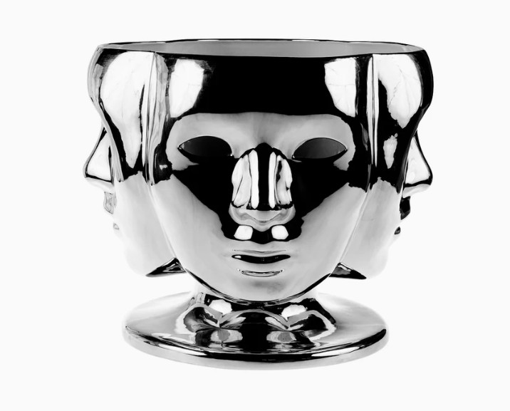 Nobody by Fabio Novembre - obrazek 3